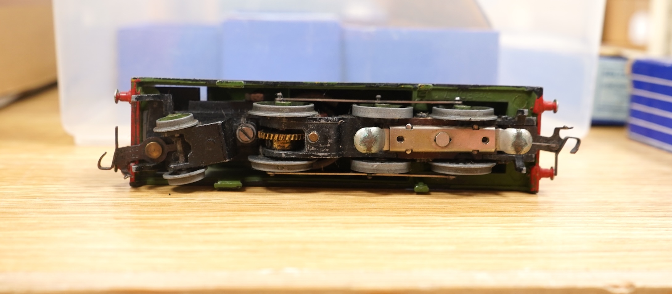 Three boxed Hornby Dublo locomotives for 3 rail running; an LNER Class N2 0-6-2T locomotive, 9595 (in the incorrect box for the BR version EDL17), a BR Bristol Castle, 7013 (EDLT20), and a BR Standard Class 4, 80054, (ED